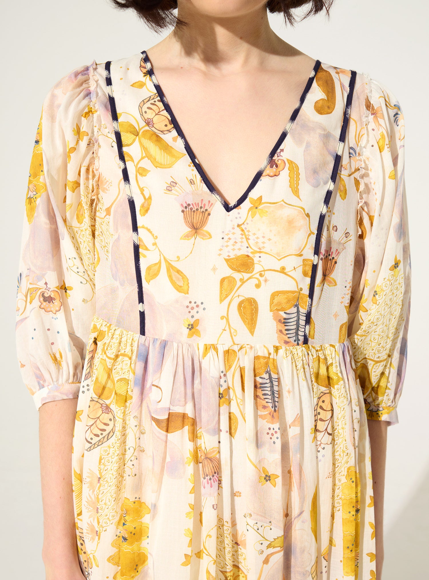 Loose-fitting printed dress in white cotton Cotlac Loose-fitting printed dress in white cotton Cotlac